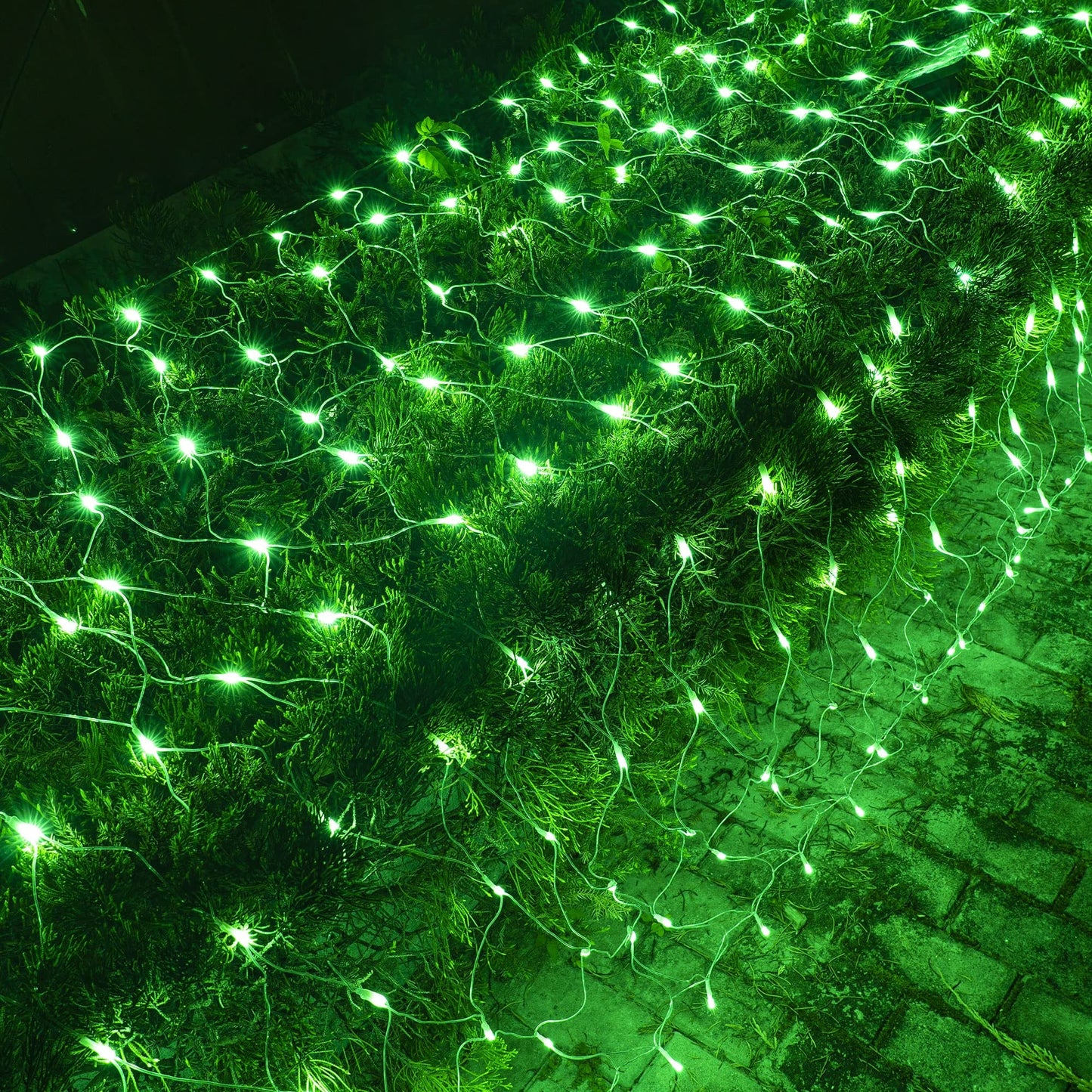 Dazzle Bright St. Patrick's Day 200 LED Net Lights, 9.8 FT x 6.6 FT Connectable Mesh Lights Clear Wire with 8 Lighting Modes, Christmas Decorations
