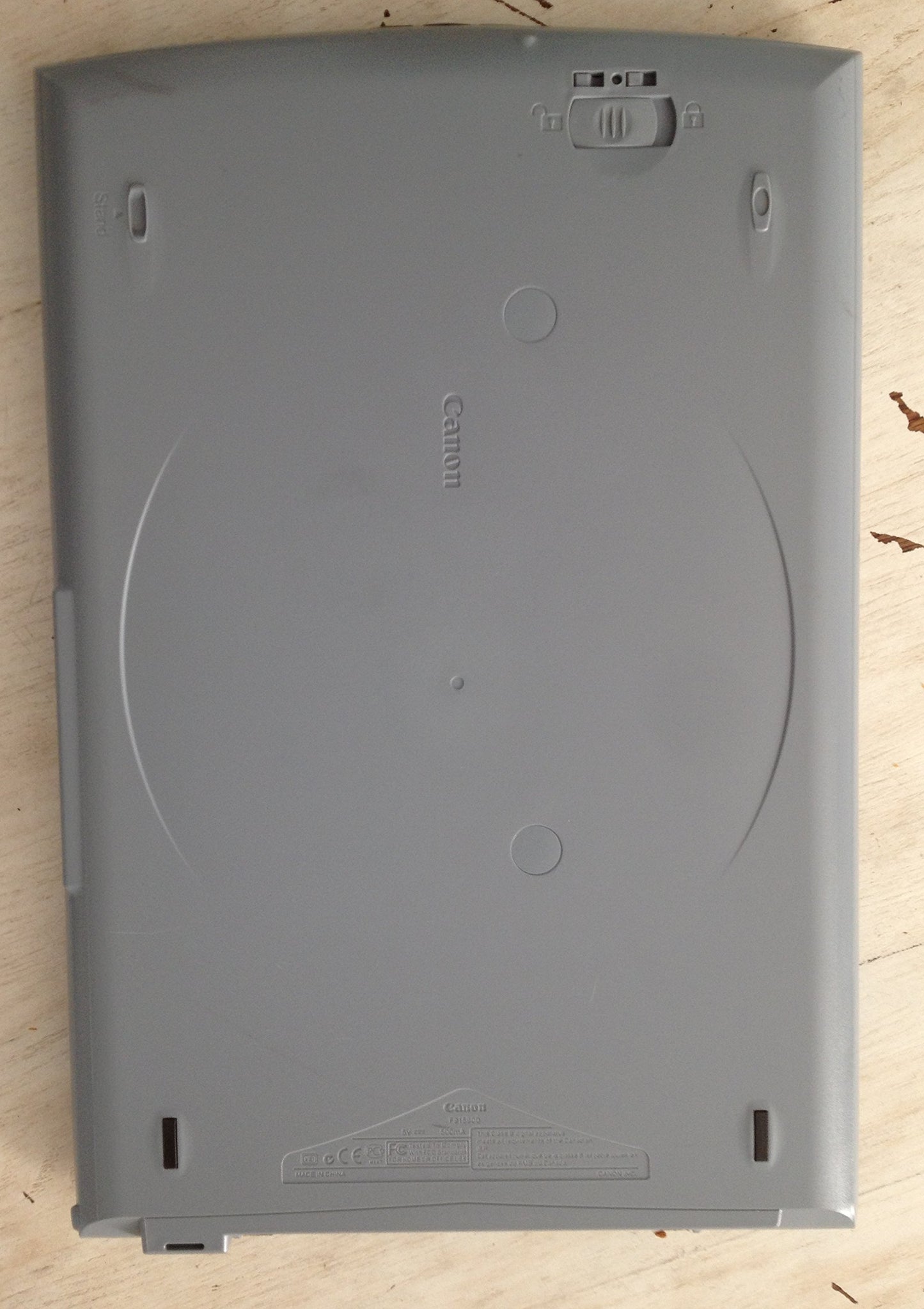 Canon CanoScan LiDE 30 Scanner