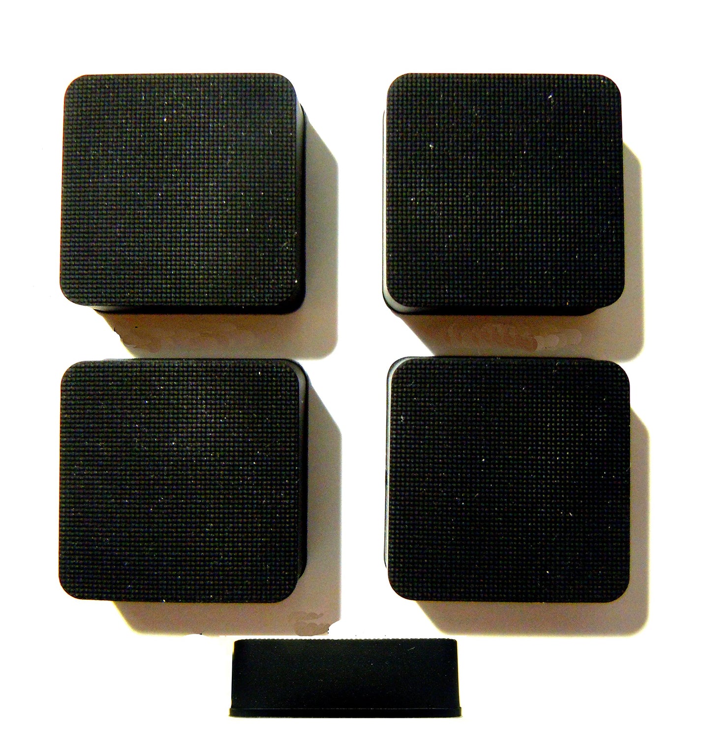VATH Self Adhesive Rubber Feet Set 30mm(L) x30mm(W) x 10mm(H) Self Adhesive 4pcs [RB174]