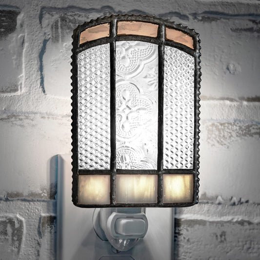J Devlin Glass Art Stained Glass Night Light - Peach & Ivory Plug-in Accent Light - Decorative Night Light with 4-Watt Bulb