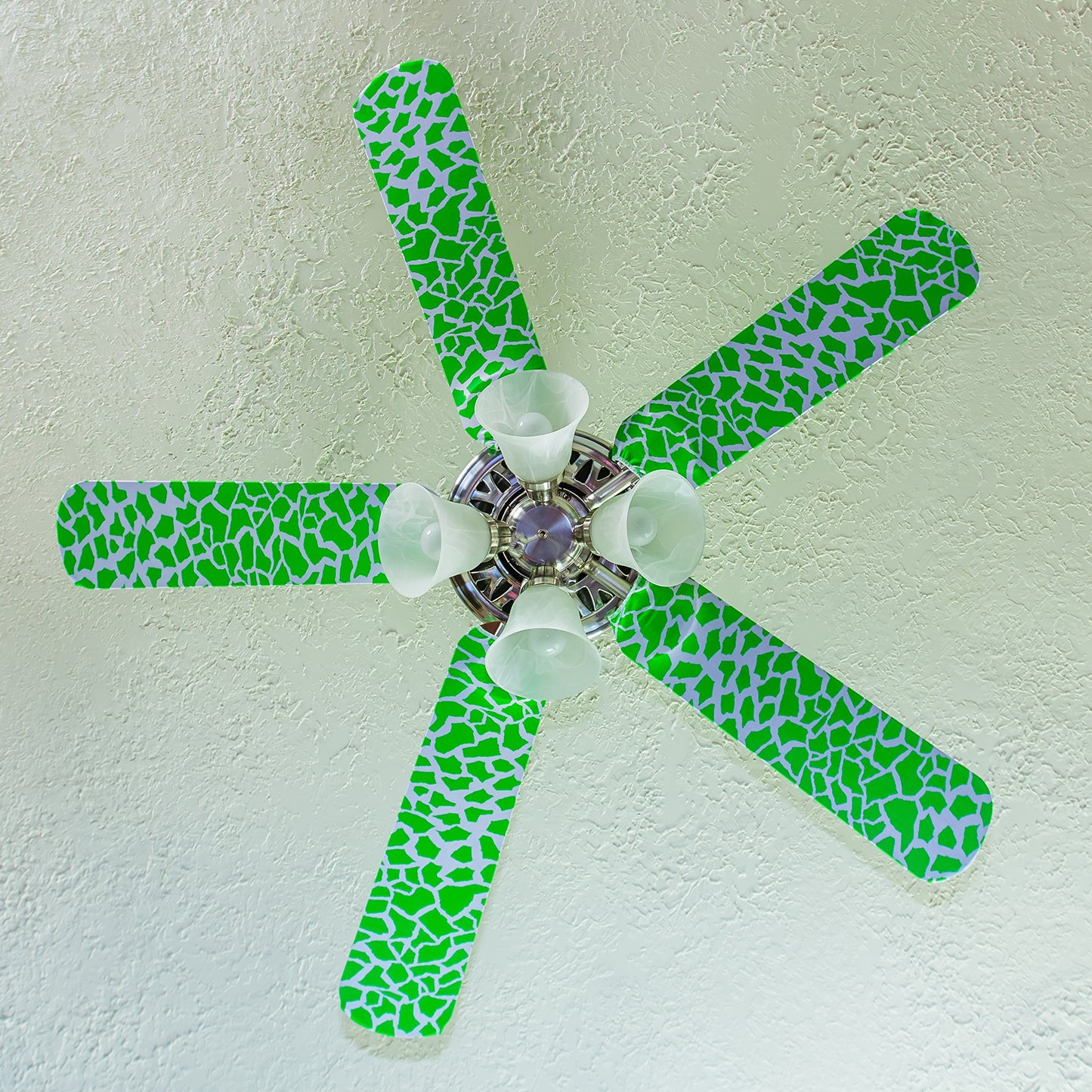 Fancy Blade Ceiling Fan Accesories Blade Cover Decoration, Green Giraffe